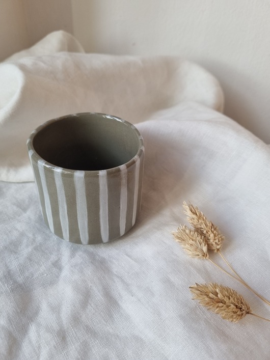 kubki Kubek ceramiczny PASKI