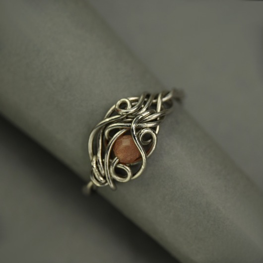 pierścionki - różne Pierścionek regulowany kamień słoneczny wire wrapping