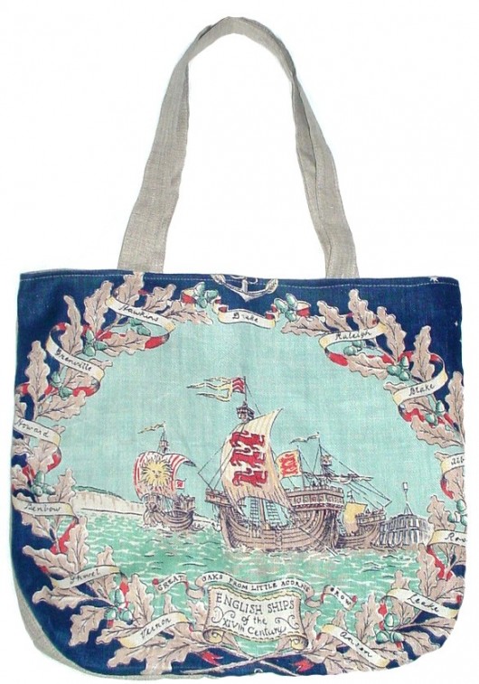 ENGLISH SHIPS Teresa Zimna