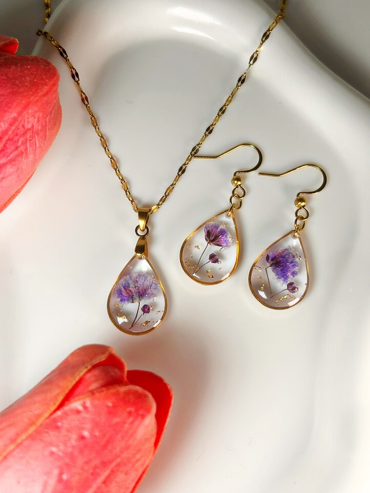 komplet biżuterii Komplet biżuterii z gipsówką