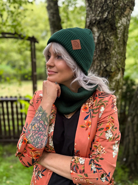 czapki damskie Bawełniana czapka beanie logo ekoskórka Zielony