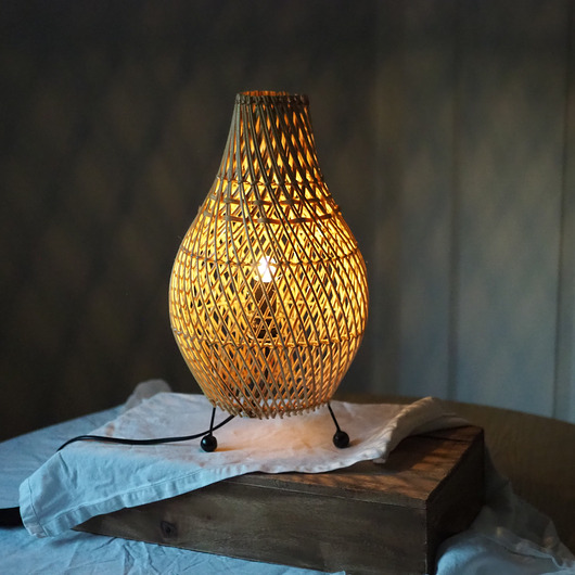 lampy stołowe Lampa naturalna, rattanowa