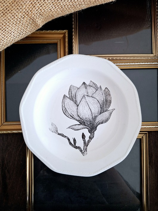 Ozdoby na ścianę Dekoracyjny talerz ścienny z primtem kwiatowym