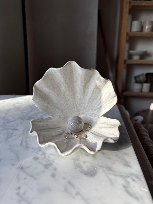 pojemniki na biżuterię Ceramiczna Muszla Muszelka Skarbiec z Perłą na Biżuterię Milky Romantic