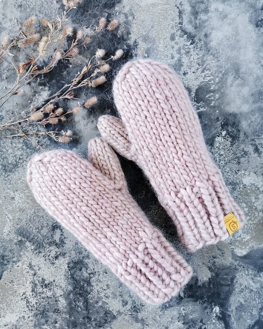 WOOLY wełniane rękawiczki- pudrowy róż sploteka