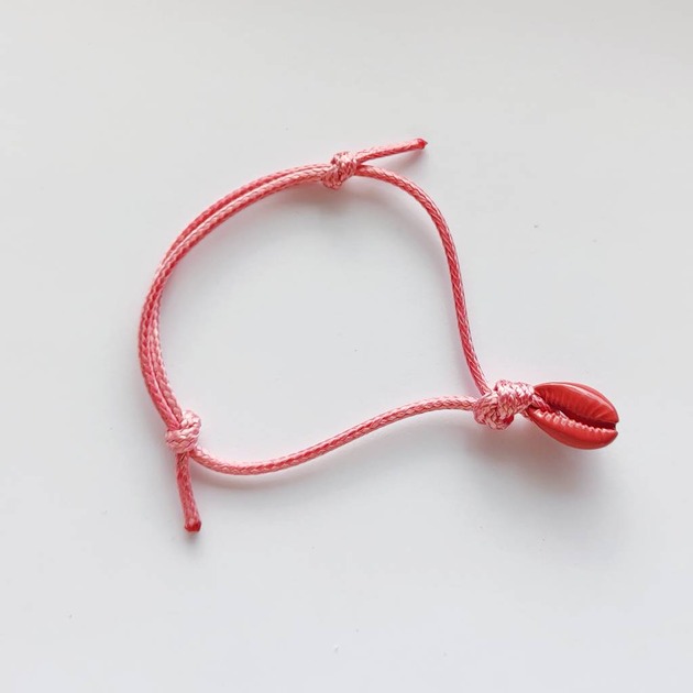 bransoletki na sznurku MUSZLE  bransoletka