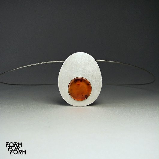 Amber Yolk FormForForm