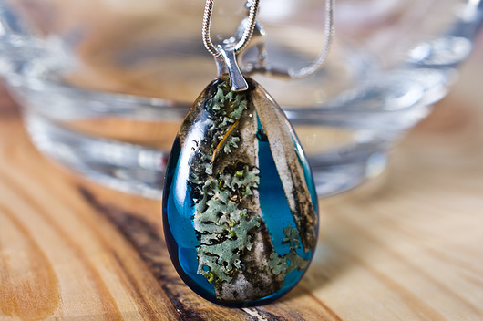 Naszyjnik z korą brzozy w żywicy So Jewelry