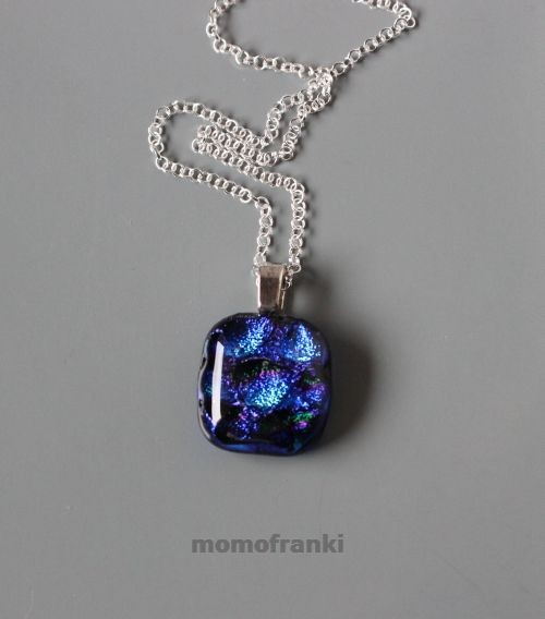 dark blue momofranki