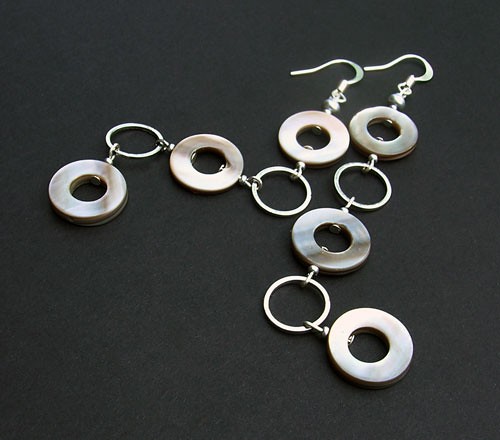 Mixed metals / earrings / Power of GREY! Buy or Die