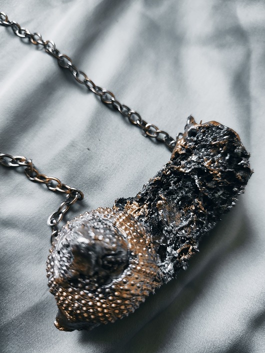 wisiory SYRENI ŚPIEW amulet