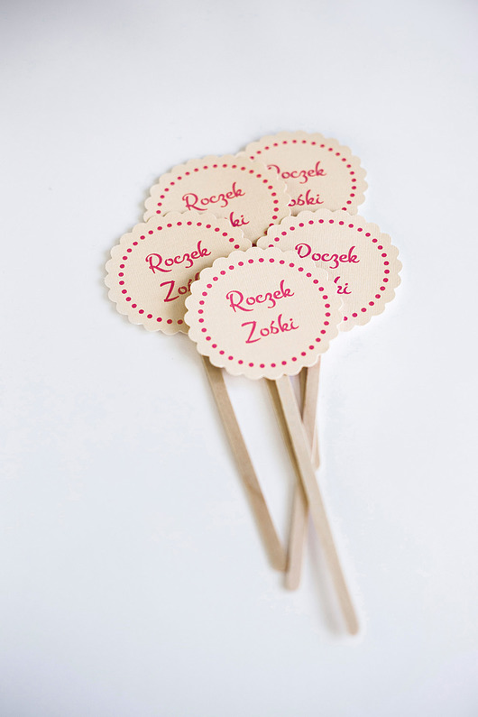 akcesoria dziecięce - różne Pikery do babeczek personalizowane GWIAZDA 6 szt