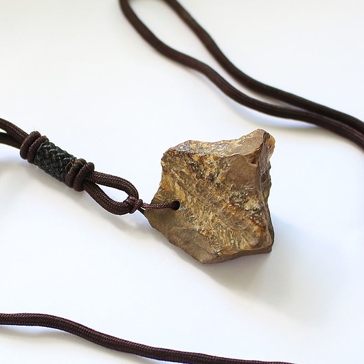 biżuteria męska TYGRYSIE OKO surowy wisior amulet