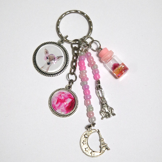 breloki Breloczek - Sarenka, pelargonia, księżyc, fiolka