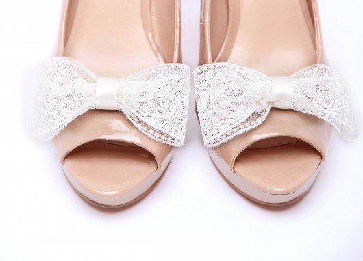 Lace Up - White - klipsy do butów HowDoILook