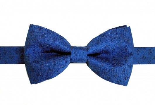 Mucha gotowa bowstyle niebieska w ciemne kwiatki bowstyle