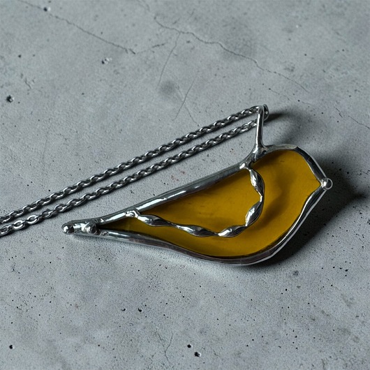 wisiory Naszyjnik ptaskek z żółtego szkła Wisiorek na łańcuszku Witraż