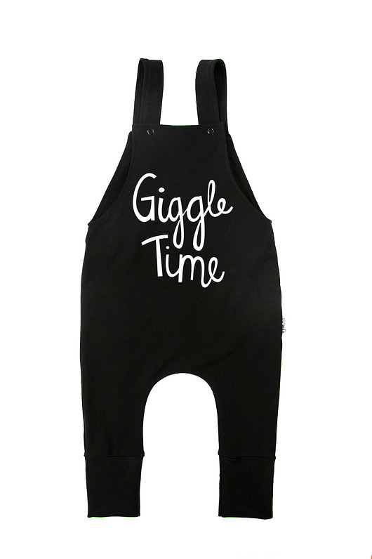 Ogrodniczki "GIGGLE TIME" - czarny ilovemilk