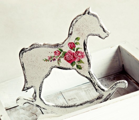 Konik... z drzewa koń na biegunach... Happy Home