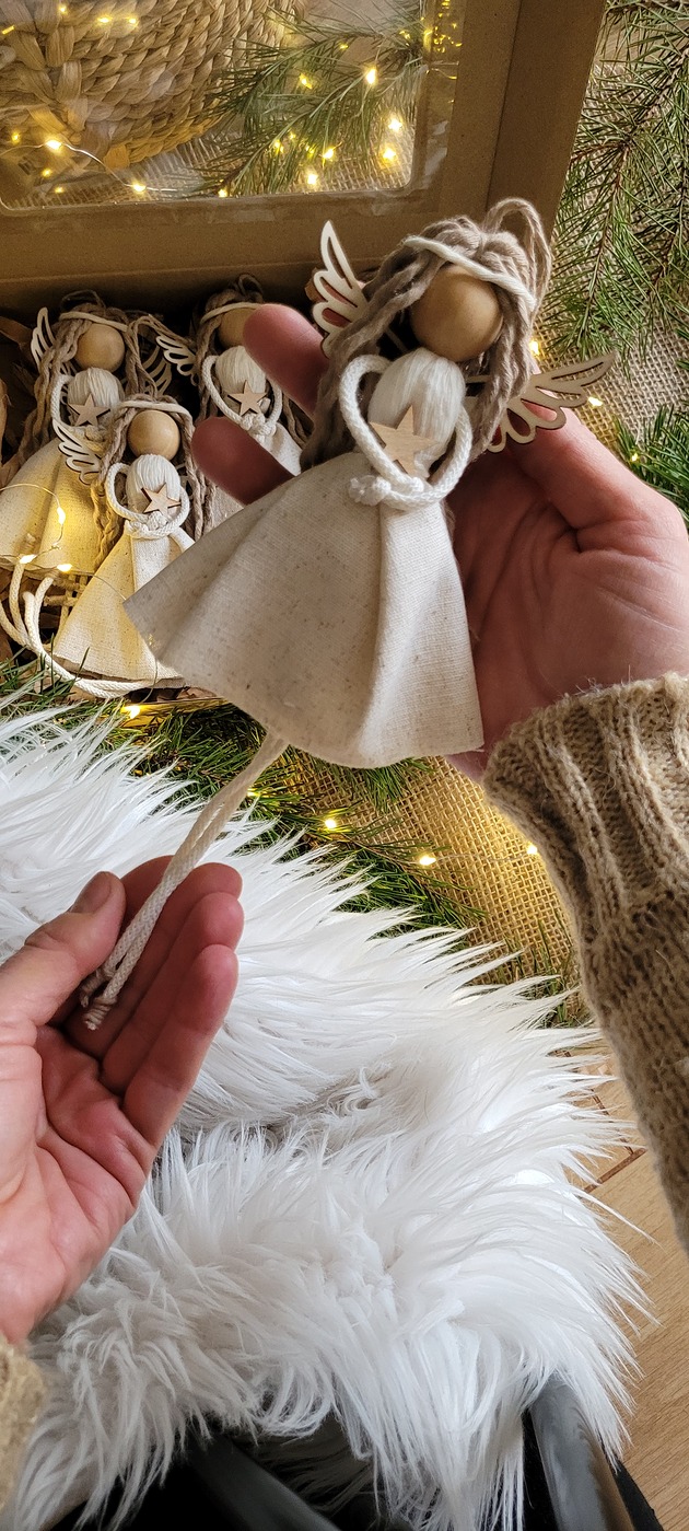 ozdoby choinkowe Świąteczny box aniołki lniane na choinkę boho len 5 sztuk