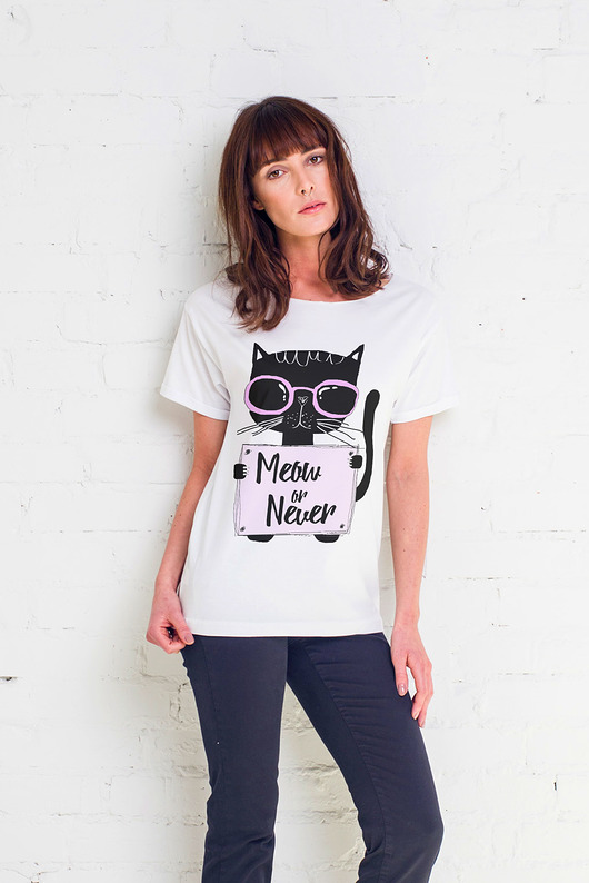 MEOW OR NEVER Oversize t-shirt GAU great as You