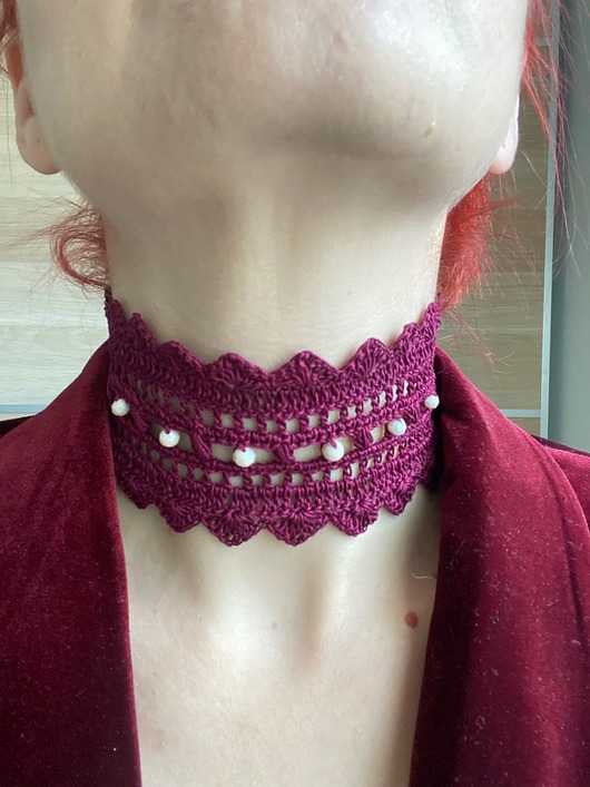 chokery Bordowy choker naszyjnik koronkowy
