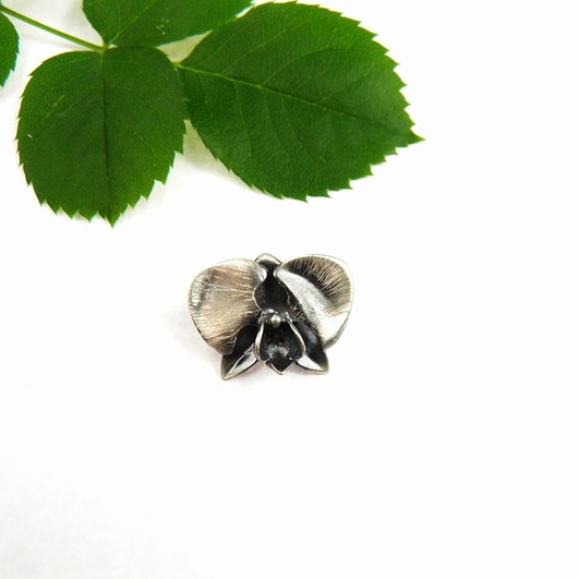 wisiory Czarna orchidea - mały wisiorek