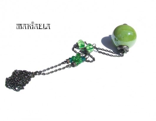 ZIELEŃ kula zdobiona lampworkami MARIAELA