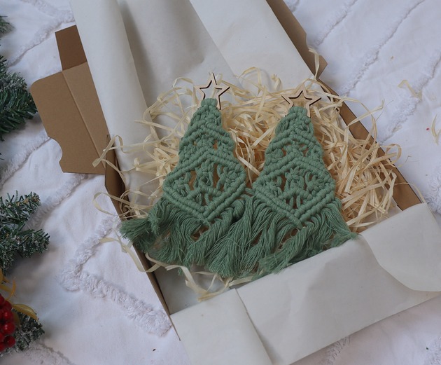 dekoracje świąteczne Ozdoba Bożonarodzeniowa - zestaw makramowych choinek