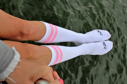 Skarpetki sportowe / podkolanówki ZAYE różowe MAD Socks