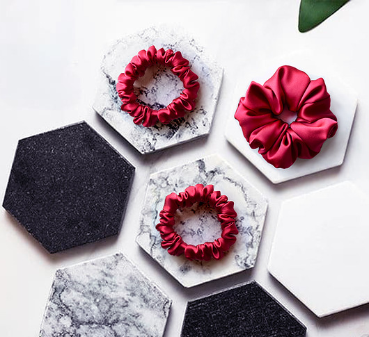 gumki do włosów All in red  - zestaw jedwabnych scrunchie  - nasycona malina