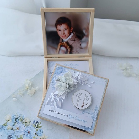 kartki na komunię Podziękowanie komunijne dla Chrzestnych i Dziadków od chłopca