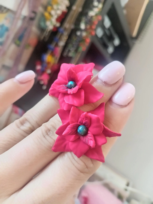 kolczyki z masy plastycznej Zestaw kolczyki i piercionek Kwiat Bożonarodzeniowy Poinsecja