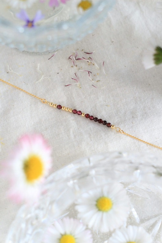 złote naszyjniki Dowolne Słowo - Alfabet Morse'a - Granat - Styczeń