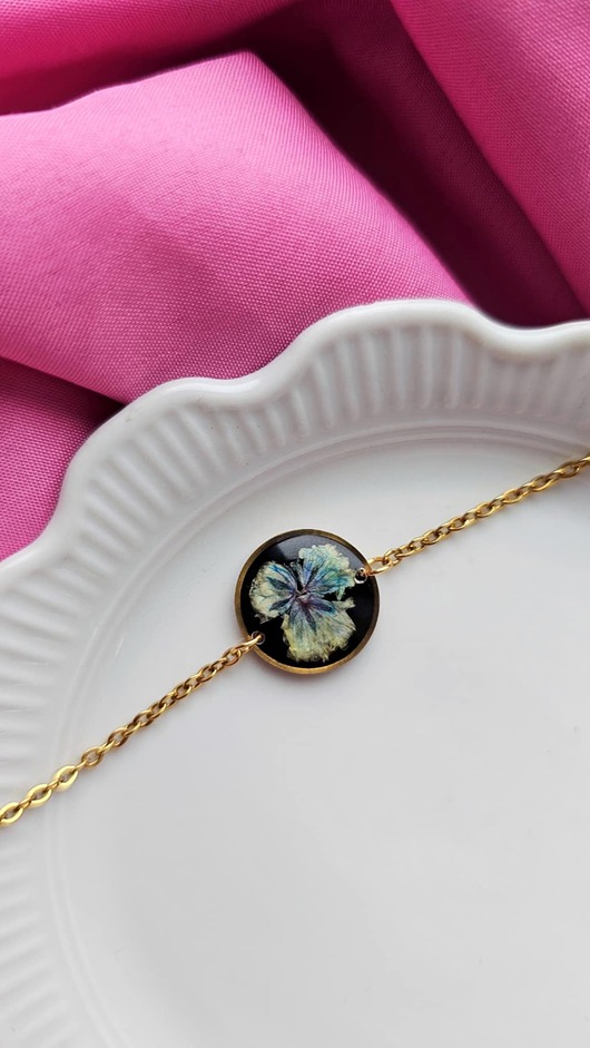 bransoletki z żywicy Bransoletka z turkusową gipsówką