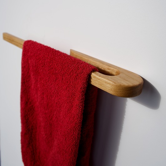 wieszaki Dębowy minimalistyczny wieszak ścienny do łazienki