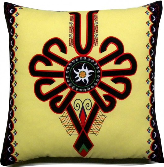 Poduszka folk z parzenicą Gaul Designs