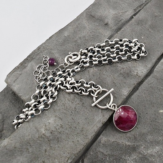 srebrne naszyjniki Rubin na grubym łańcuszku