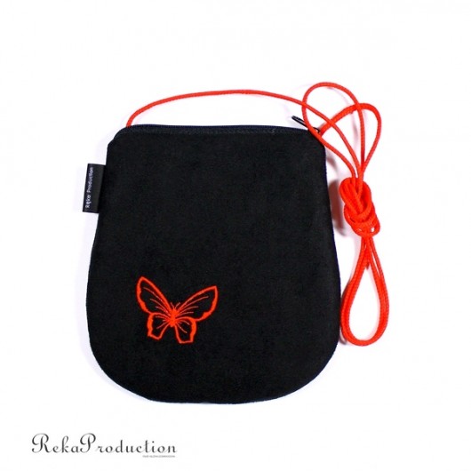 little black with butterfly RękaProduction