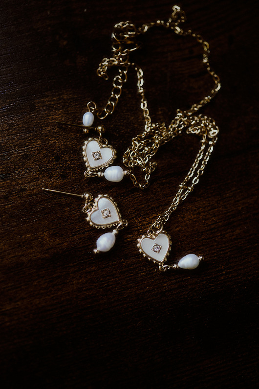 złote naszyjniki Naszyjnik AnnaLuiza, serduszko z perłą