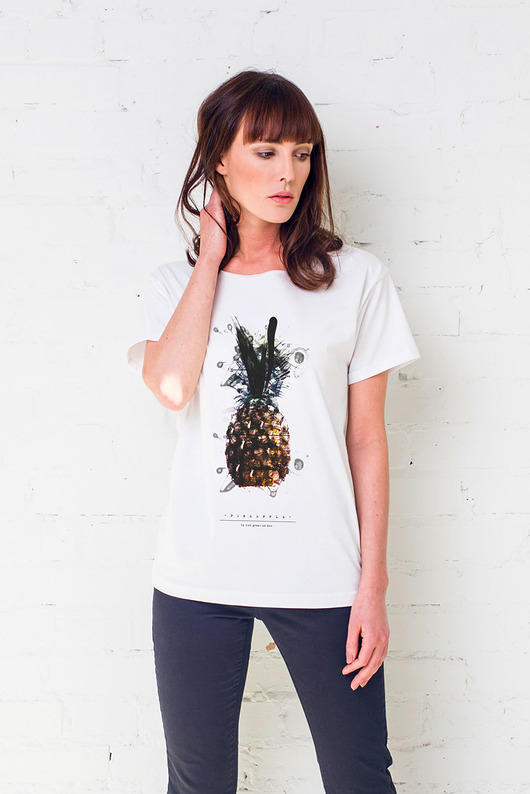 PINEAPPLE PAINTED Oversize t-shirt GAU great as You