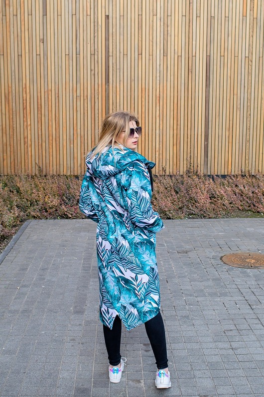 płaszcze damskie Długa parka z przedłużanym tyłem