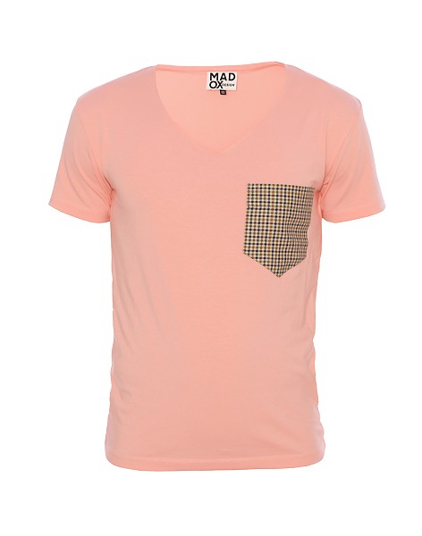 Różowy t-shirt z kieszonką w kratkę. Madox design