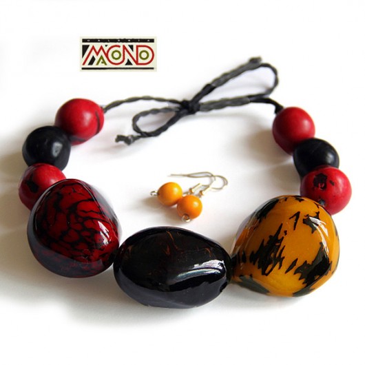 Kolorowa Wilma z tagua (018)  Galeria Macondo