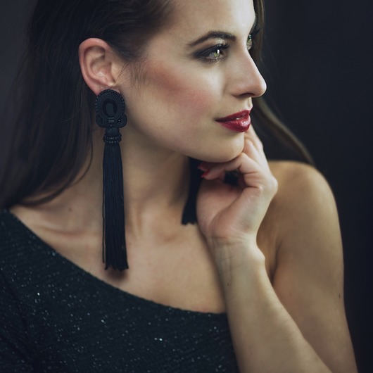 Czarne kolczyki soutache z frędzlami- długie Mró Soutache