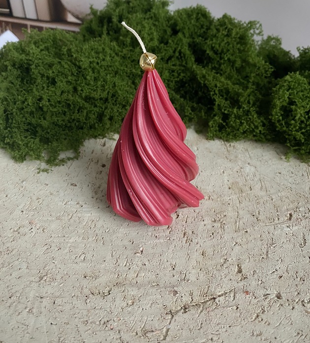 świeczniki i świece Świeca ekologiczna sojowa dekoracyjna "Christmas Tree " 103x68mm