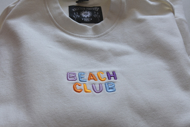 bluza bez kaptura damska Bluza Beach Club