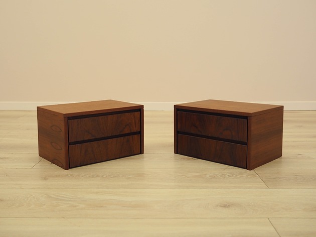 komody Komplet dwóch szafek wiszących, duński design, lata 70, produkcja: Dania