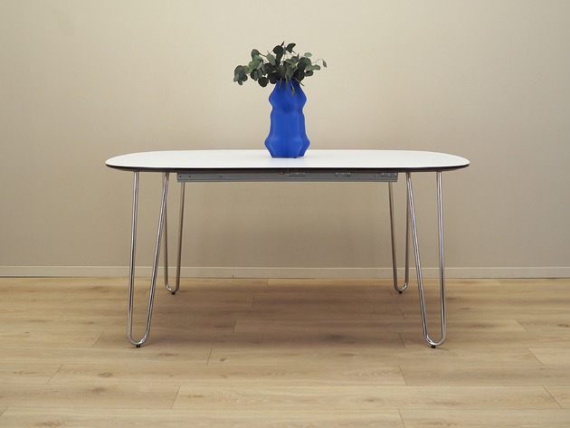 stoły Stół biały, włoski design, lata 90, produkcja: Włochy
