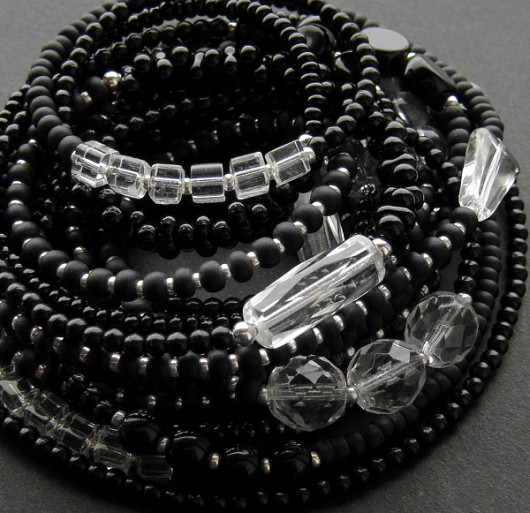 black & clear maghia